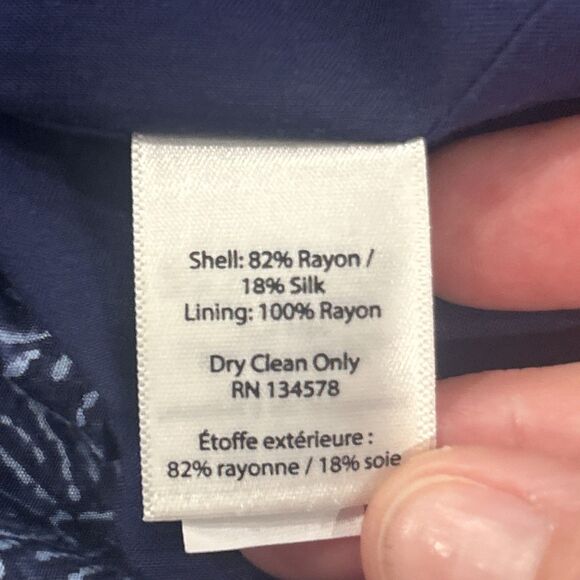 Vineyard Vines Dress Womens 6 Silk Rayon Blue Floral Print Wrap Lined - Picture 4 of 10